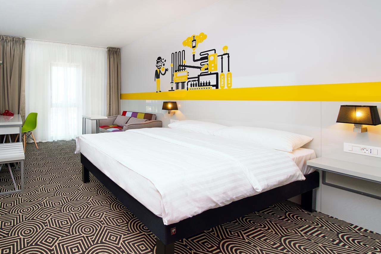 Hotel Ibis Styles Arad Exterior foto